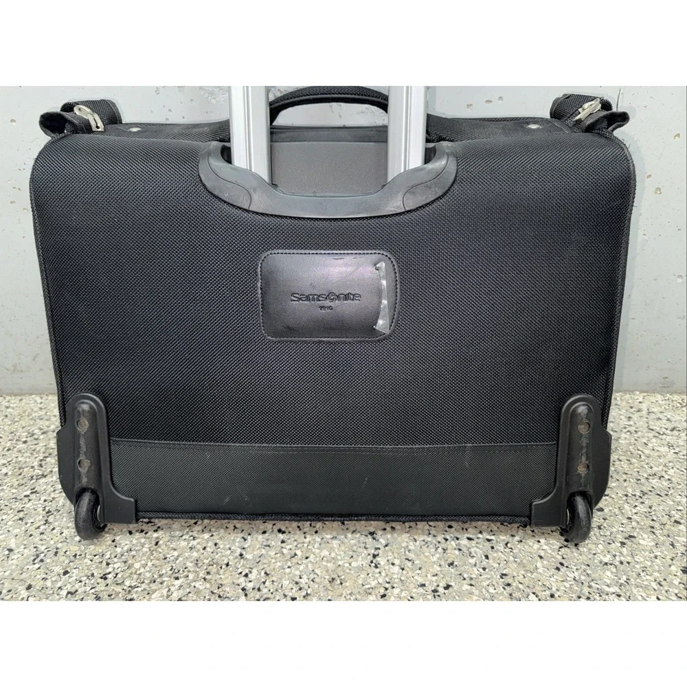 Samsonite Black 2-Wheel Rolling Garment Bag Softshell Luggage 21